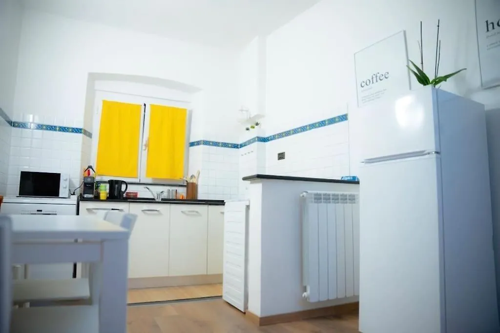 Appartement Hulu à Savone 0*,